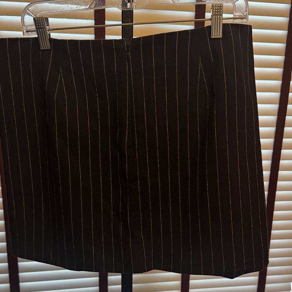 Madewell Black Pinstripe Wool Blend Mini Skirt - Size 8 - Picture 9 of 9